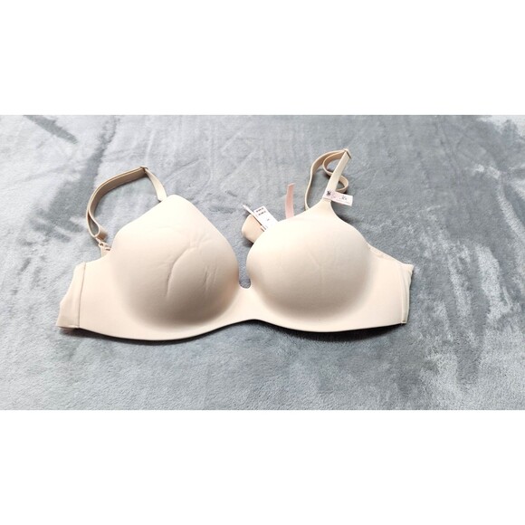 Victoria's Secret Other - NWT Victoria's Secret 36C Marzipan FlexFactor Lightly Lined Plunge Bra